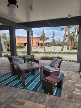 120 Gasparilla St in Boca Grande, FL - Foto de edificio - Building Photo
