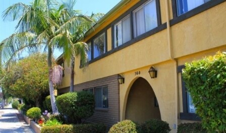 360 Temple Ave in Long Beach, CA - Foto de edificio