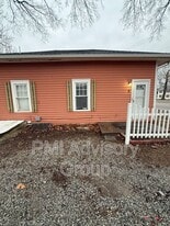 308 Chestnut St in Silver Lake, KS - Building Photo