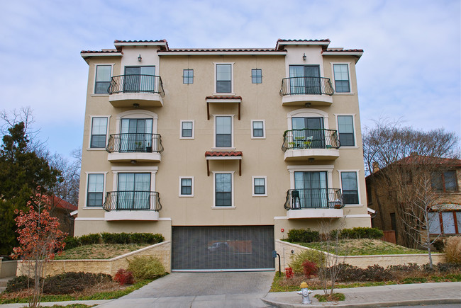 The Novela 6159 in Dallas, TX - Building Photo - Building Photo