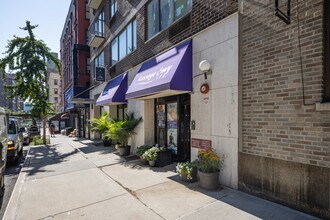 344 E 63rd St in New York, NY - Building Photo - Building Photo