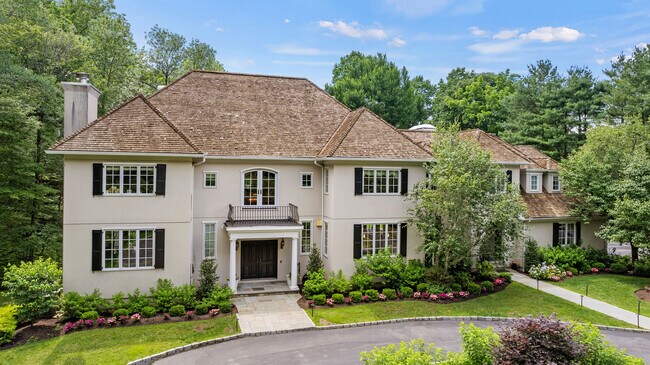 4220 Purchase St in Harrison, NY - Building Photo - Building Photo