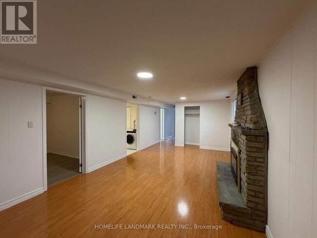 98 Van Horne Ave in Toronto, ON - Building Photo - Building Photo