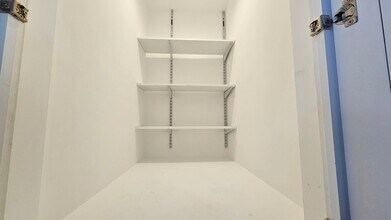 4437 N Broadway in Chicago, IL - Building Photo - Building Photo