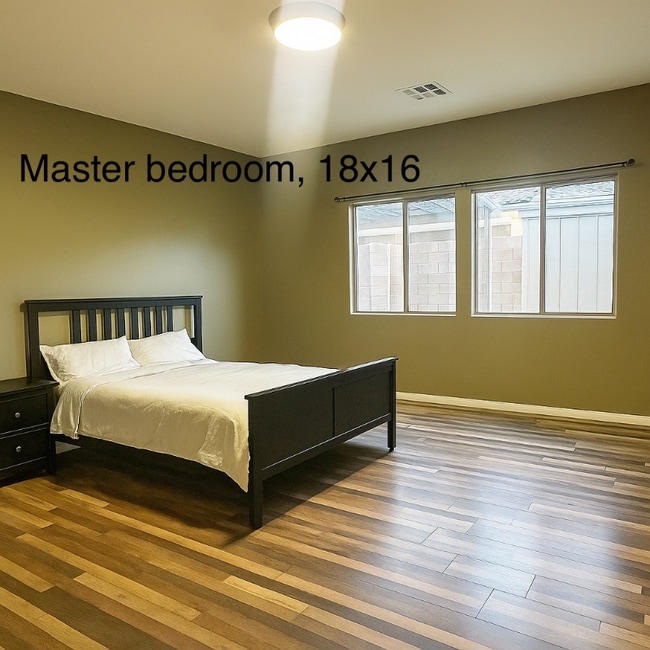 property at 916 E Bob Barney Ct