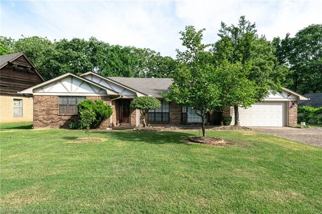 10323 Meandering Way in Fort Smith, AR - Building Photo - Building Photo