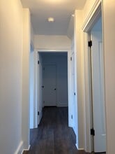 1408 W Main St, Unit 2 in Ephrata, PA - Foto de edificio - Building Photo