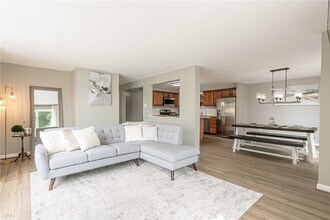 31 Schnackel Dr in Rochester, NY - Building Photo - Building Photo