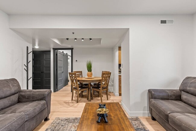 6851 N 2200 W in Park City, UT - Building Photo - Building Photo