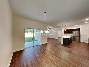 2828 Ponds Trl in St. Cloud, FL - Foto de edificio - Building Photo