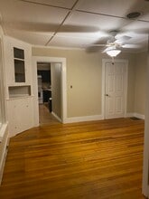 1003 Main St, Unit B in Sanford, ME - Foto de edificio - Building Photo