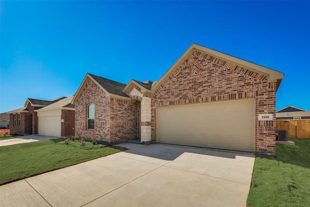 1310 Tupelo Trl in Princeton, TX - Building Photo