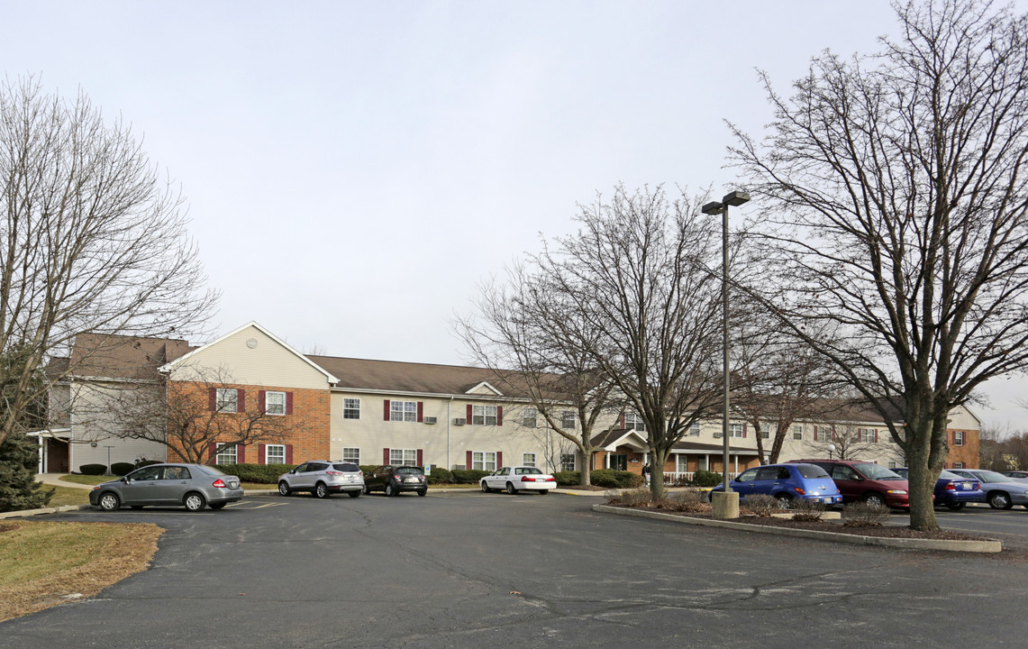 Rose Terrace in Oswego, IL - Building Photo