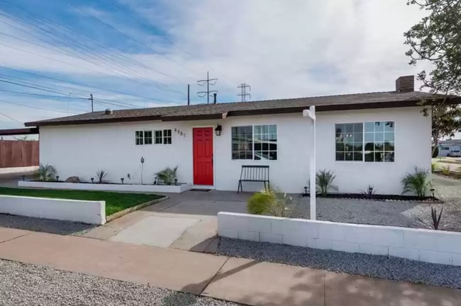 4981 Dawne St in San Diego, CA - Building Photo - Building Photo