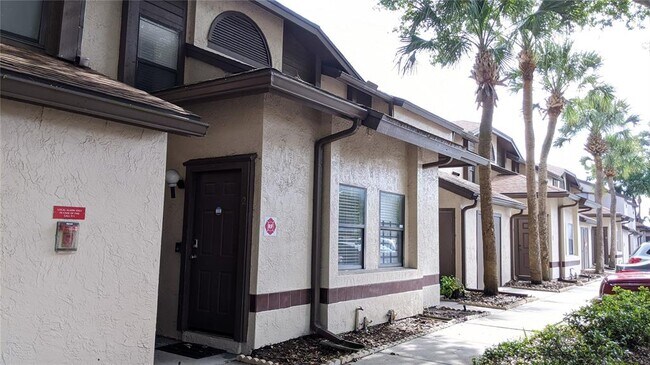 2912 S Semoran Blvd in Orlando, FL - Building Photo - Building Photo