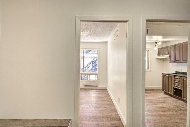 5651 Boul Henri-Bourassa E in Montréal, QC - Building Photo - Building Photo