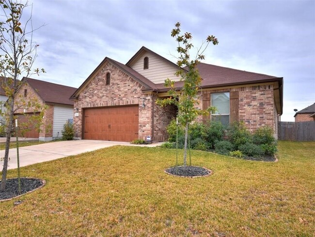 1021 Strickling Dr in Pflugerville, TX - Foto de edificio - Building Photo