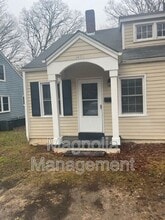 1430 Perry Ave in Henderson, NC - Foto de edificio - Building Photo