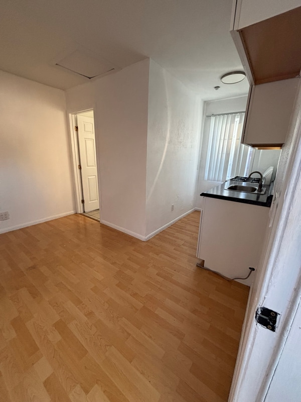 property at 1811 N Lincoln St