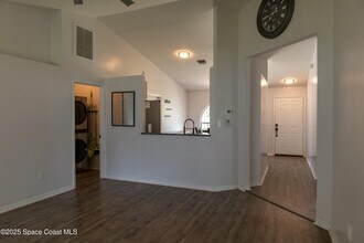 1572 Holbrook Rd NW in Palm Bay, FL - Building Photo - Building Photo