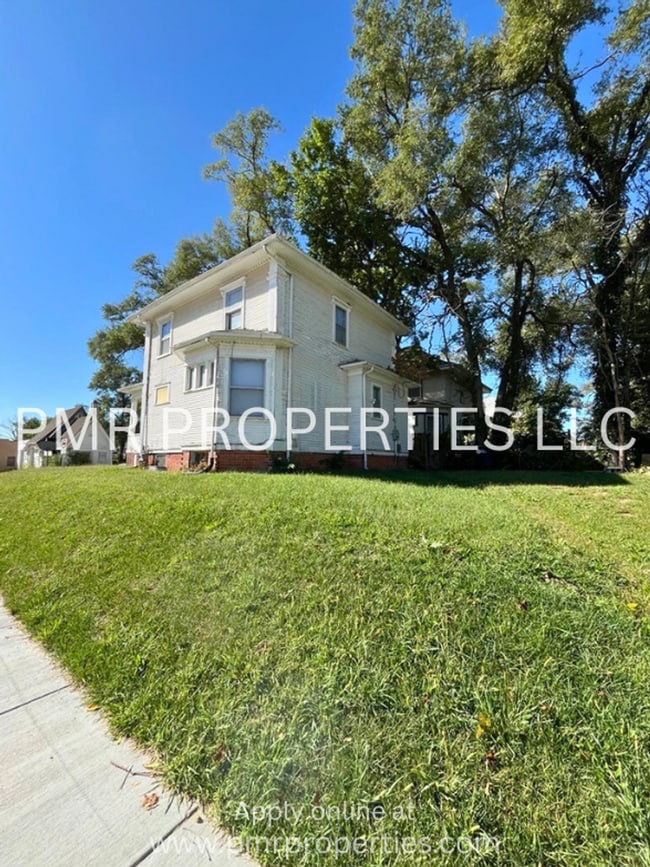 1604 Willis Ave in Omaha, NE - Building Photo - Building Photo