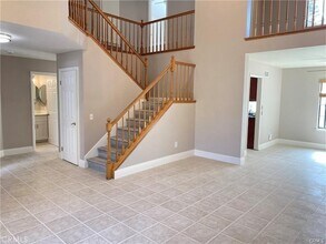 6405 Sunny Meadow Ln in Chino Hills, CA - Foto de edificio - Building Photo