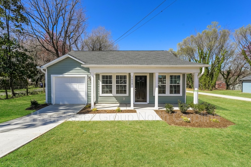 1618 Ebert St in Winston-Salem, NC - Building Photo