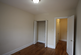 2320 W Granville Ave in Chicago, IL - Building Photo - Building Photo