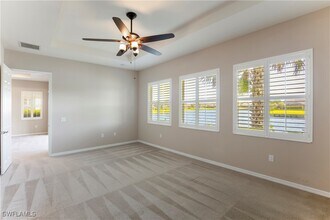 13515 Cambridge Ln in Naples, FL - Building Photo - Building Photo