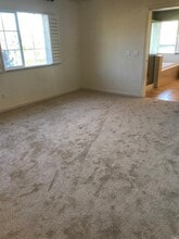 80 Pinheiro Cir in Novato, CA - Building Photo - Building Photo