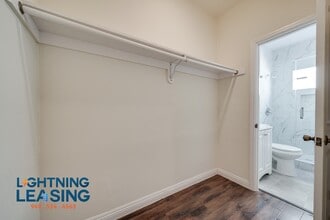 420-423 N Coronado St in Los Angeles, CA - Building Photo - Building Photo
