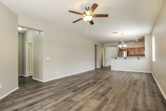 6920 W Alta Vista Rd in Phoenix, AZ - Building Photo - Building Photo