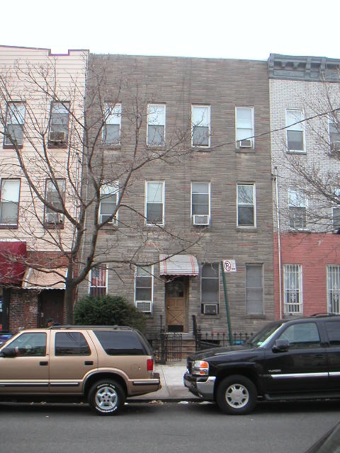 138 Saint Nicholas Ave in Brooklyn, NY - Foto de edificio