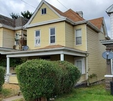 631 Reed Ave in Monessen, PA - Building Photo