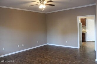1007 Bassett Dr, Unit B in Mccomb, MS - Building Photo - Building Photo