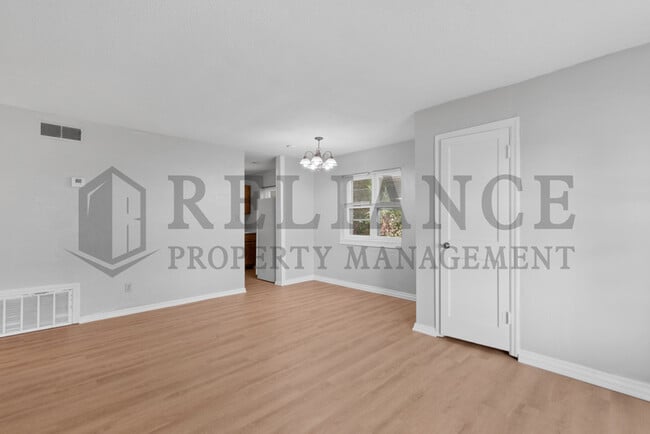 839 N Oliver St in Wichita, KS - Building Photo - Building Photo