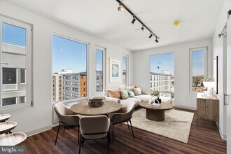 4240 Chestnut St in Philadelphia, PA - Building Photo - Building Photo