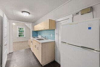 85 Linden Ave in Malden, MA - Building Photo - Building Photo