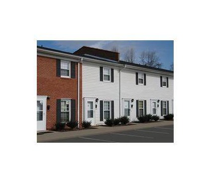 Hampton Court I & II in Winston-Salem, NC - Foto de edificio