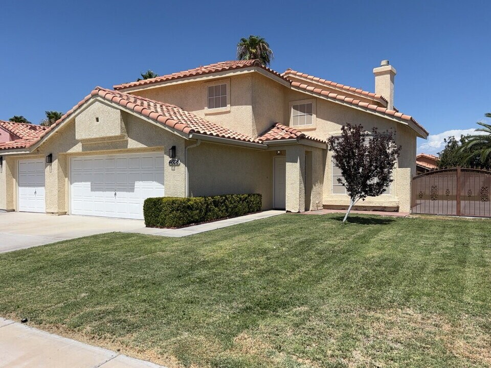 4608 Doig Ln in Las Vegas, NV - Building Photo