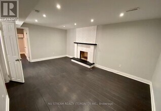 4144 Lastrada Heights in Mississauga, ON - Building Photo - Building Photo