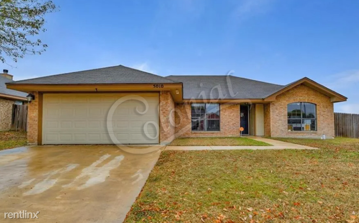 5010 James Loop in Killeen, TX - Foto de edificio