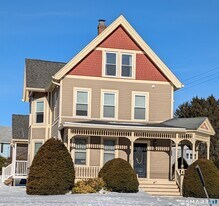 345 Main St in Wallingford, CT - Building Photo