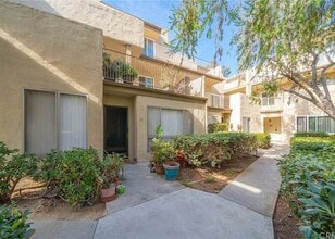 13754 Mango Dr in Del Mar, CA - Building Photo - Building Photo