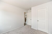 1886 Brushy Cedar Ct photo'