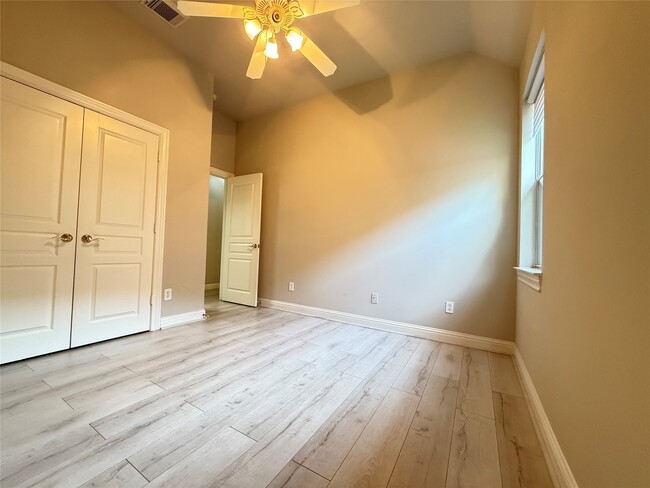 13522 Schumann Trail in Sugar Land, TX - Foto de edificio - Building Photo