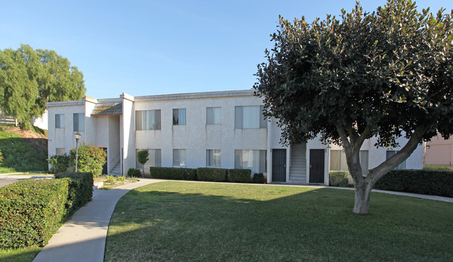 Pepper Hill Apartments in National City, CA - Building Photo - Building Photo