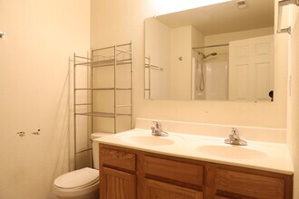 20901 Hartsburg Ln in St. Robert, MO - Building Photo - Building Photo
