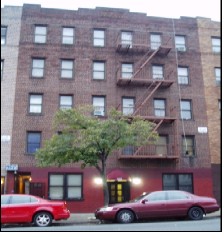 1533 White Plains Rd in Bronx, NY - Building Photo - Building Photo