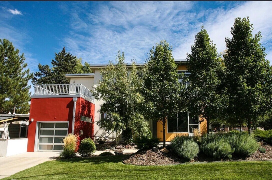 402 Harrison St in Denver, CO - Building Photo